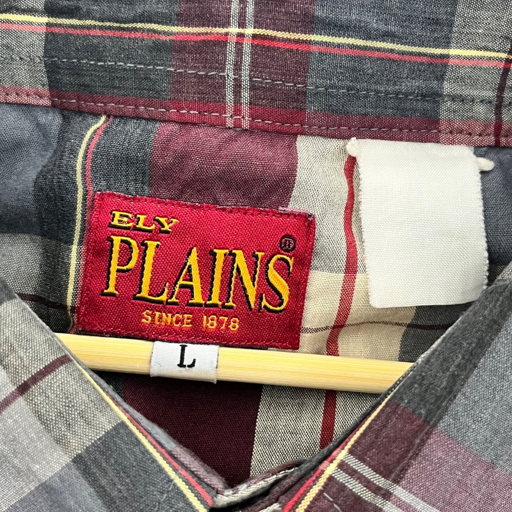 The Ely Plains Men's Western Shirt in size L features a red and gray plaid patte - Picture 4 of 8